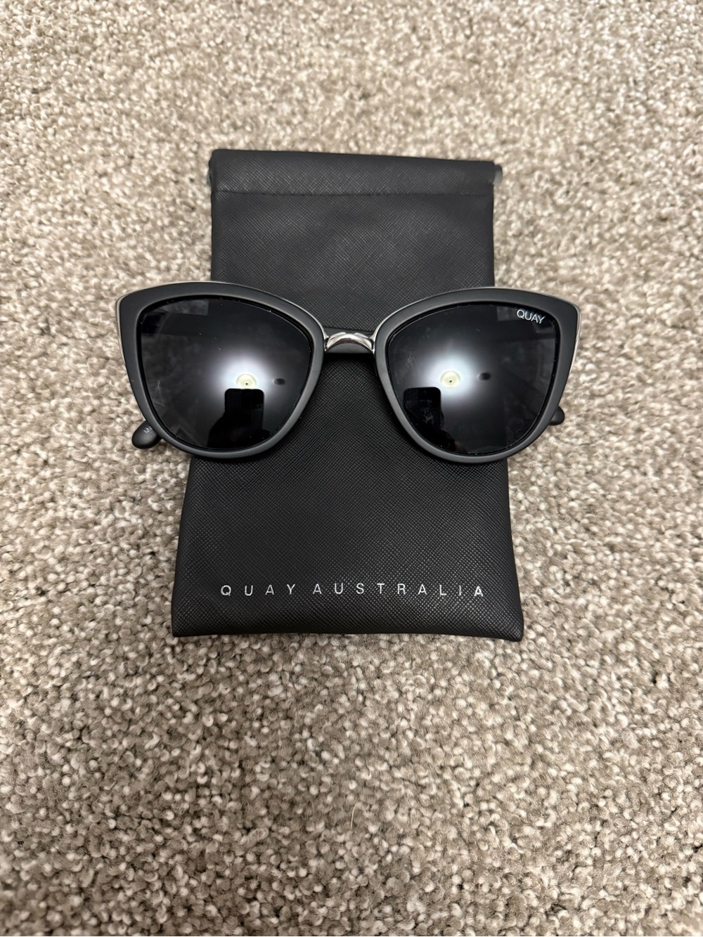 Quay Australia Black Cat-Eye Sunglasses with Dark Lenses